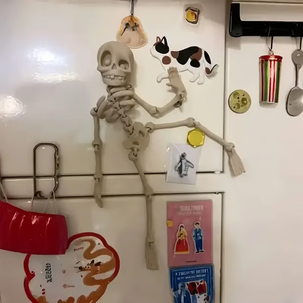 3D Printed Vintage Skeleton Magnetic Figurine π